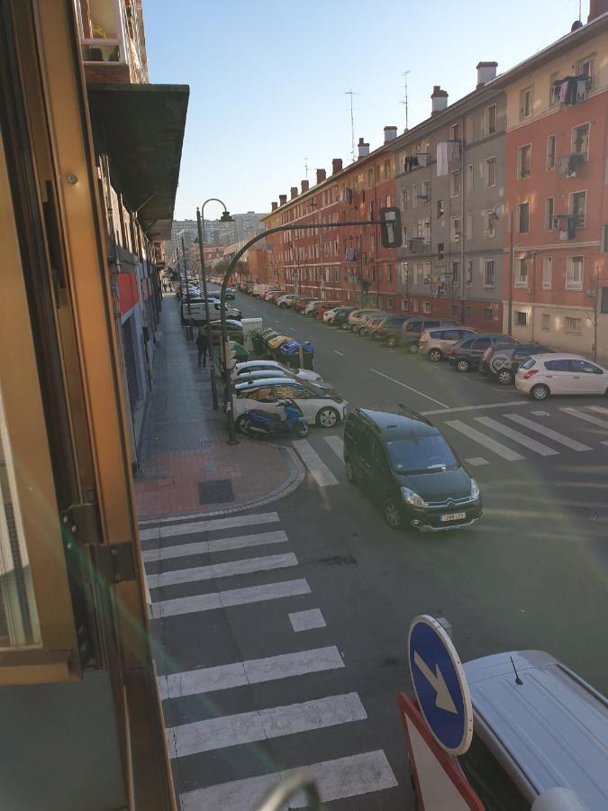 M&N Apartamento Bilbao Bagian luar foto