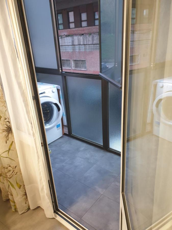 M&N Apartamento Bilbao Bagian luar foto