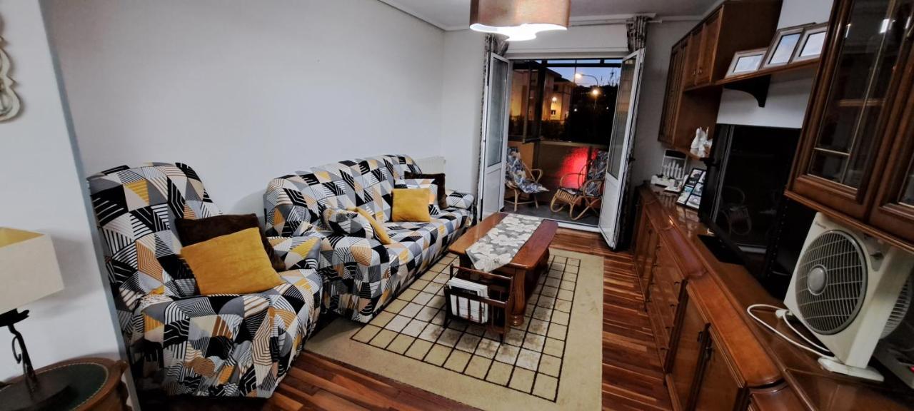 M&N Apartamento Bilbao Bagian luar foto